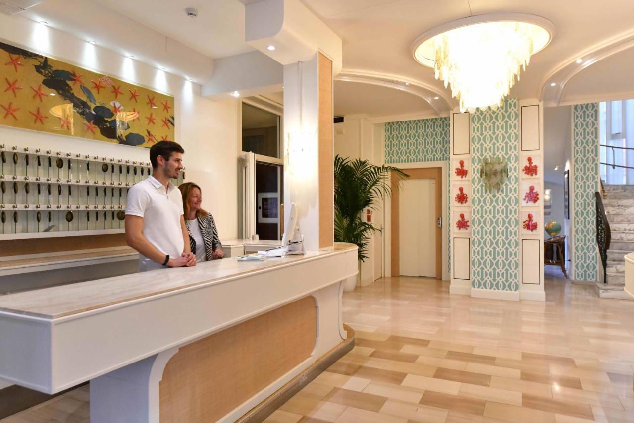 Hotel Majestic Lido di Jesolo Exterior foto