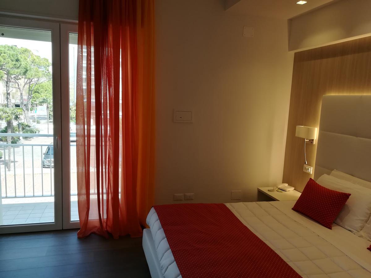 Hotel Majestic Lido di Jesolo Exterior foto